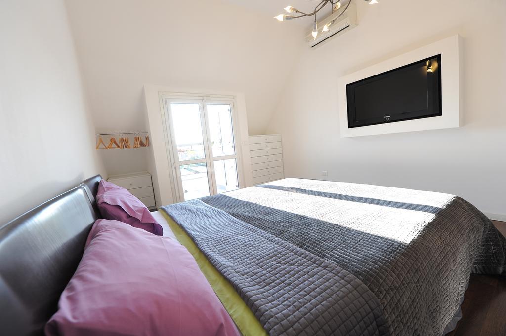 Piazza Napoli Penthouse Appartement Milan